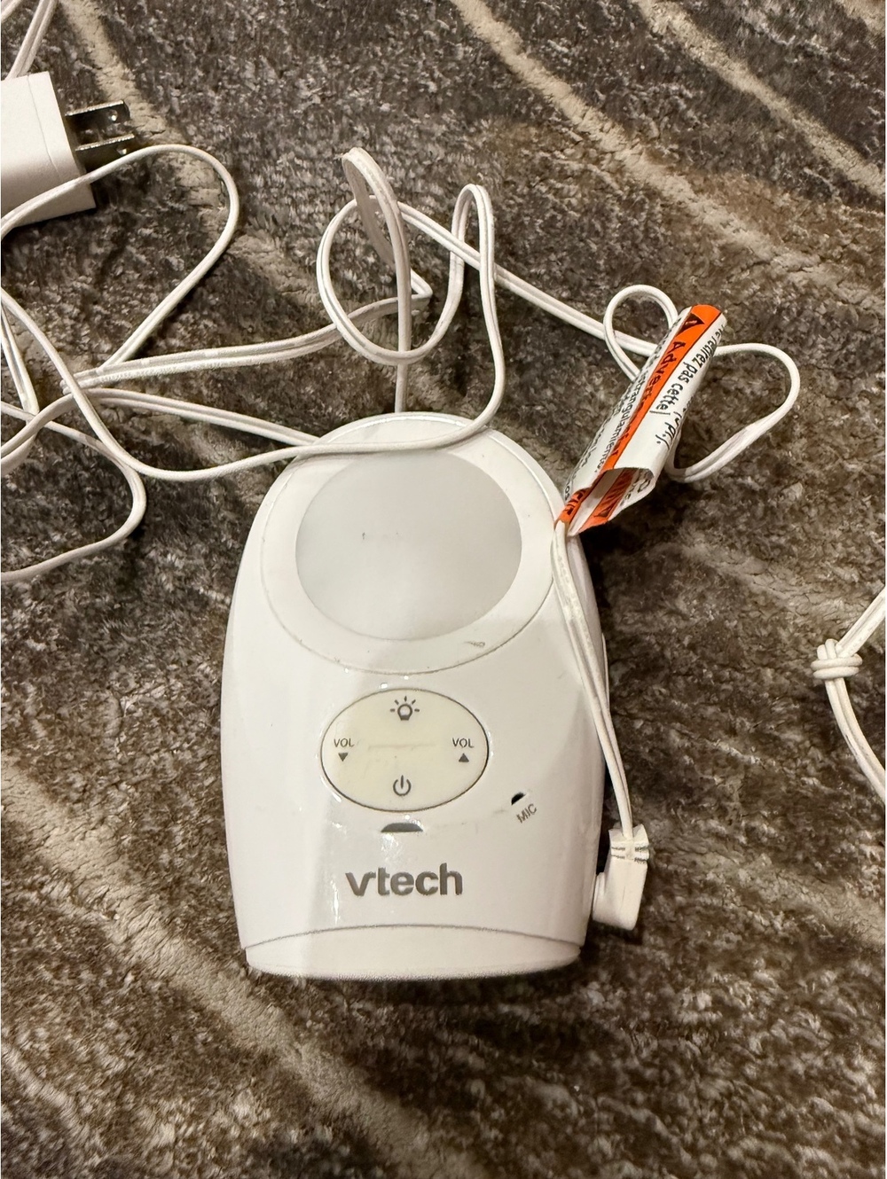 VTech DM1111 Audio Baby Monitor - Picture 2 of 6